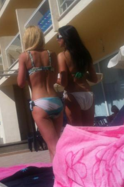 Vacation ass creepshots are some of the best.Â  Through in the bikinis and now you are talking.