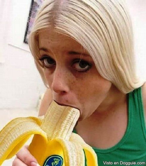 foto trucada, el platano es un pene