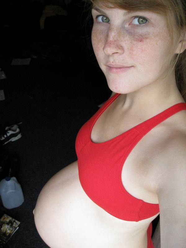 Stunning teen rookie in awesome amateur selfshot pic