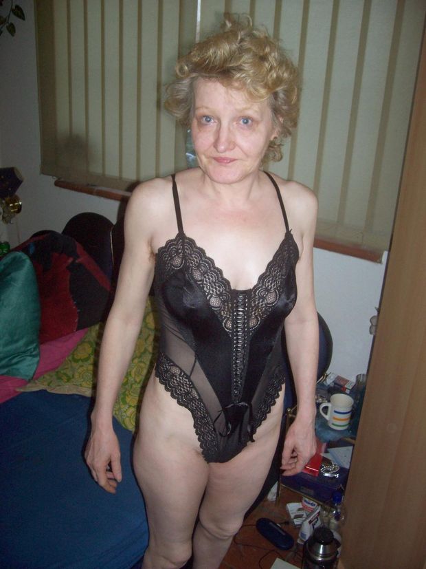 Drunked German Mature Wife in Transperent Lingerie Spreading