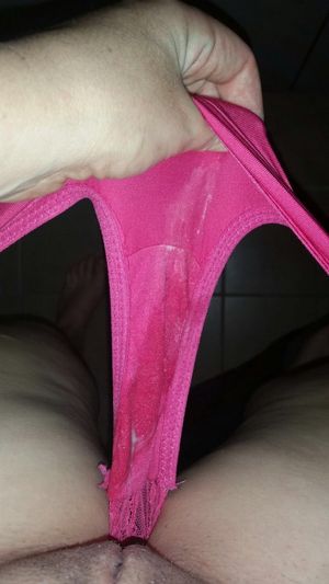 Amateur panties squirting group