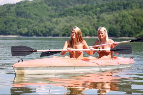 2 topless college babes in kayak