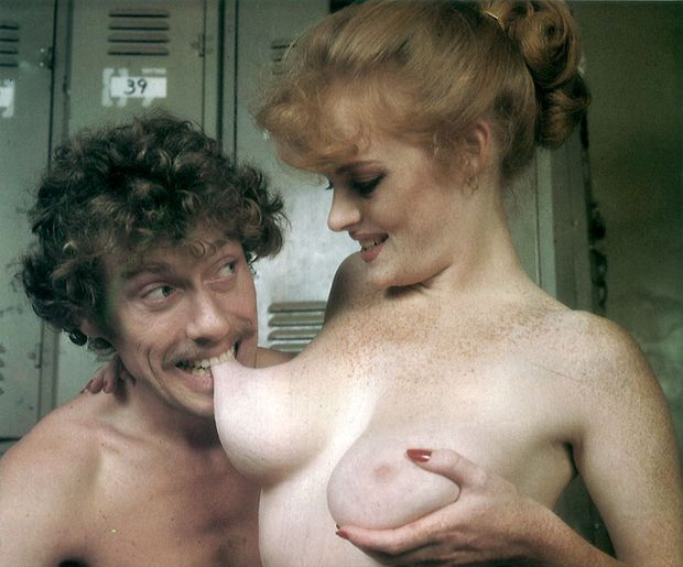 Lisa De Leeuw And John Holmes Jamieg 