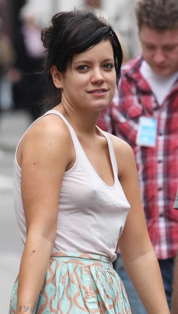 Lily Allen braless