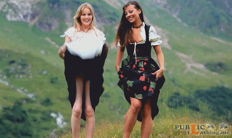 Upskirt Flash Gif