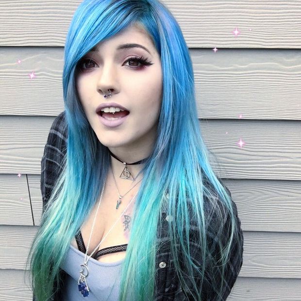 Leda Muir with blue hair and big tits