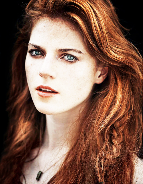 Rose Leslie of Game of Thrones / Downton Abbey Fame