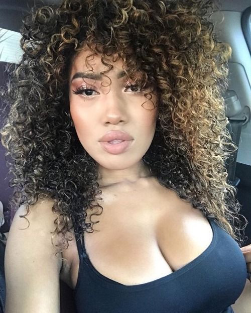 Big Hair, Big Boobs, Big Lips