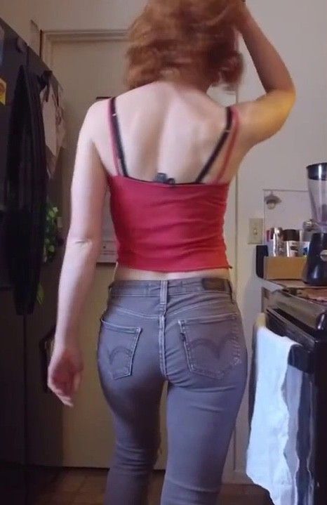 Ifrit’s Amazing Ass in Tight Levi’s Jeans (Kitchen)