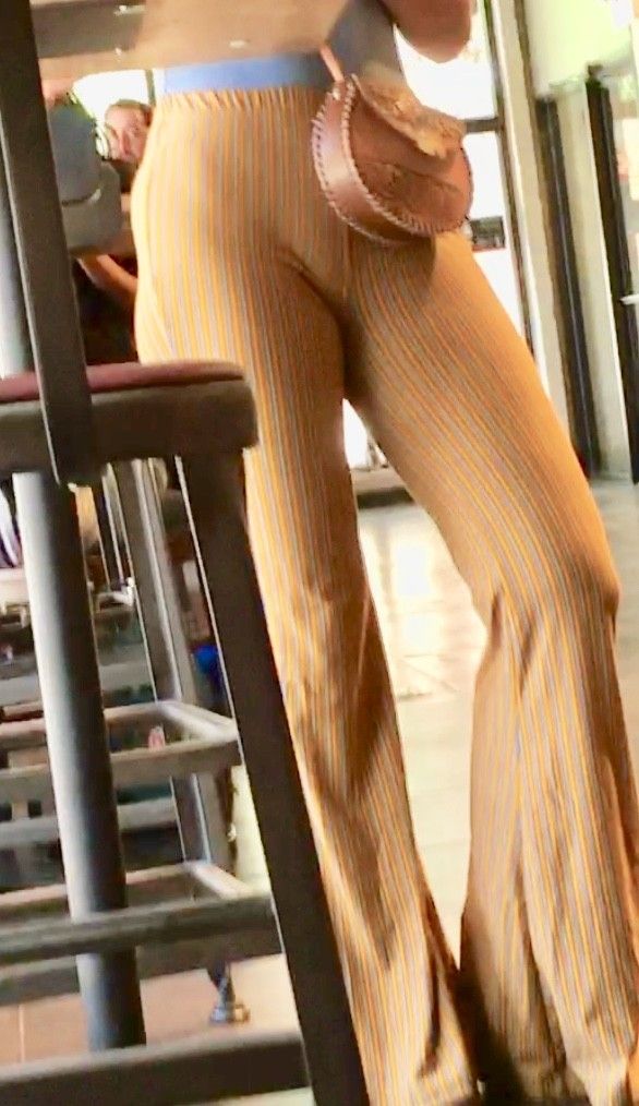 Hot blonde at Starbucks