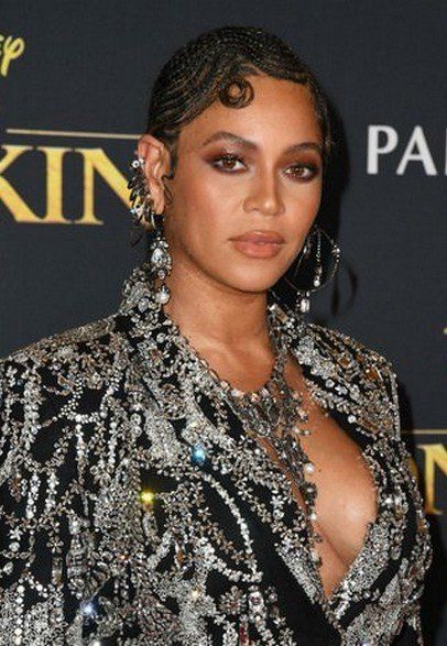 Beyonce Nip Peek at The Lion King Premiere