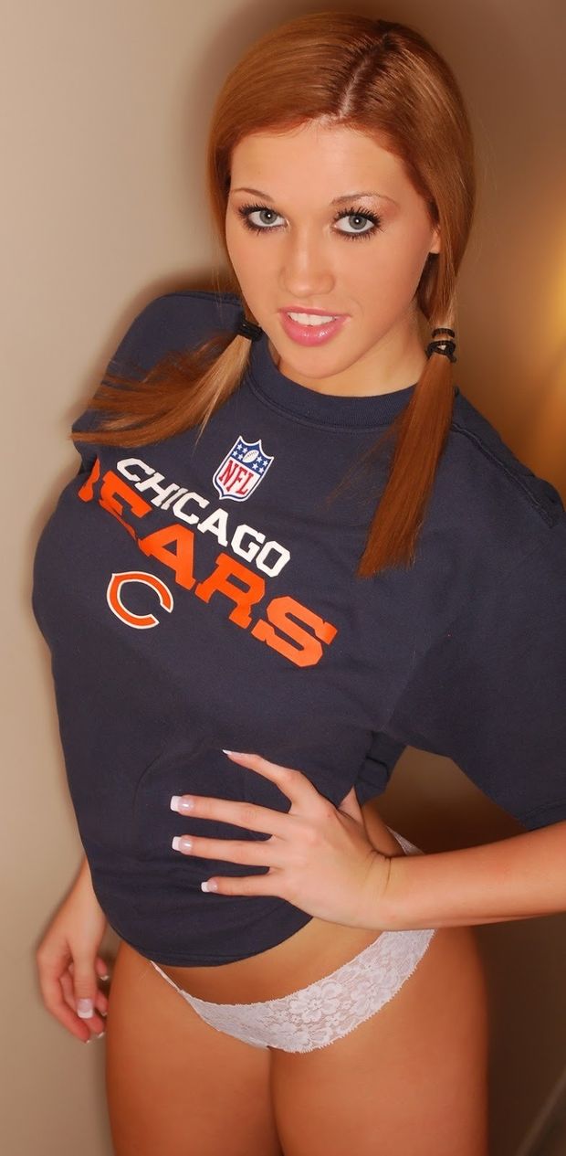 Hot Redhead Chicago Bears Fan