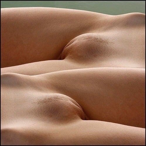 Dual mounds