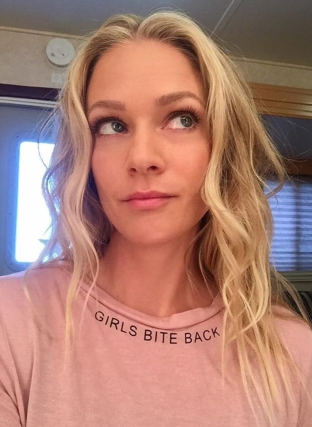 AJ Cook messy hair