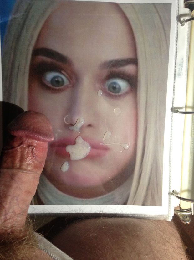 Katy made Ugly E Cum on her bimbo face!