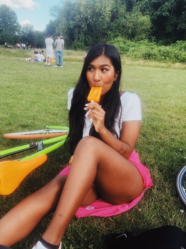 Ash Sarkar no panties