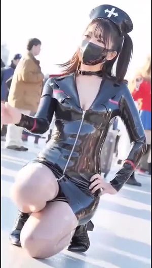 Sex in latex videos
