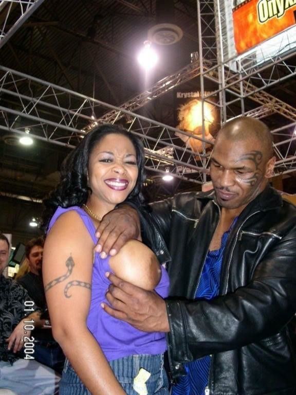 Mike Tyson with a huge tiddy