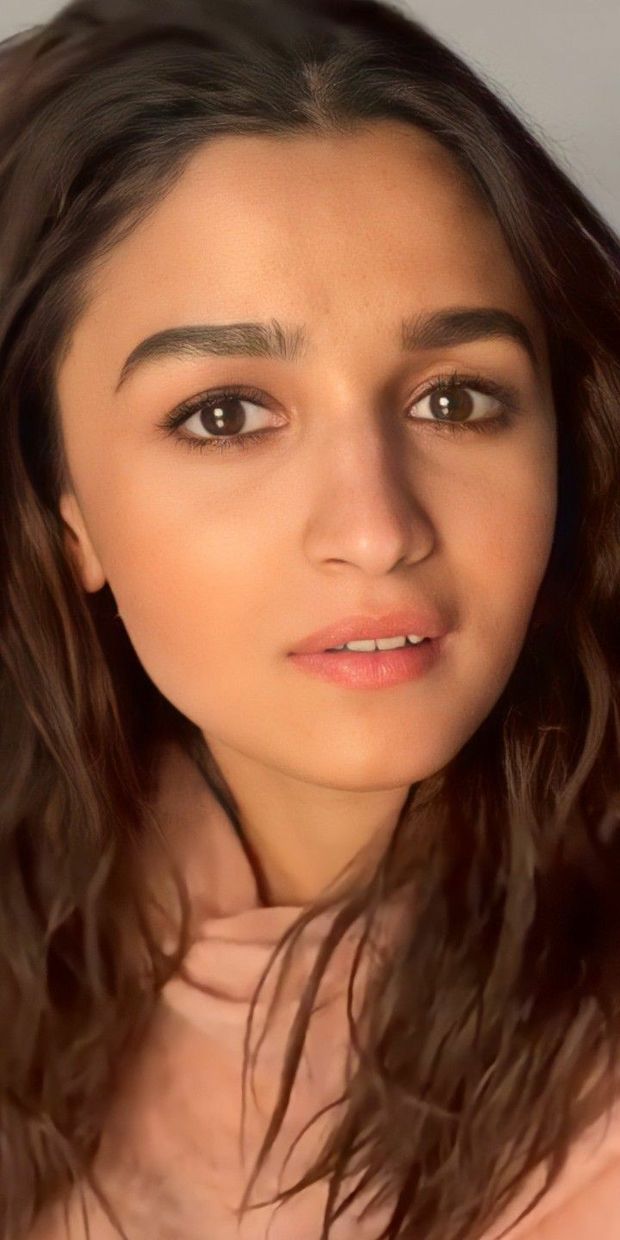 Alia Bhatt Cute Face Mohini90 