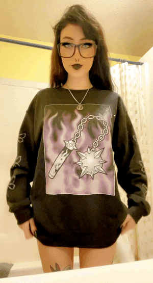 Private photo of European and American girls in bathroom: The temptation under the chain hammer flame pullover