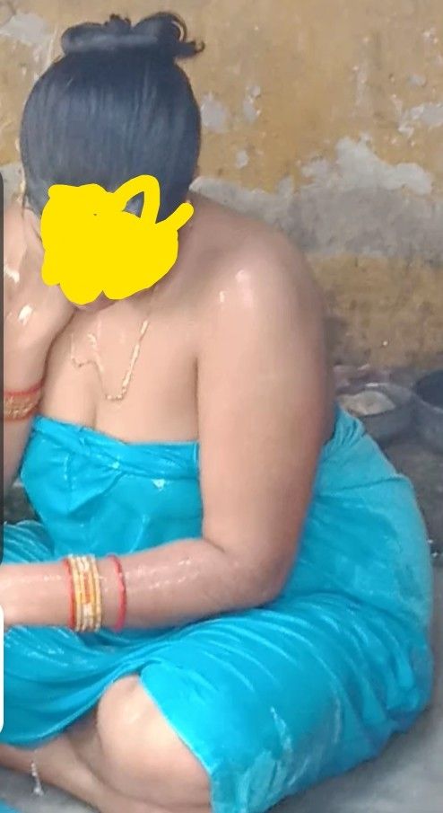 Beautiful woman big boob cute nipples mast bhabhi ki