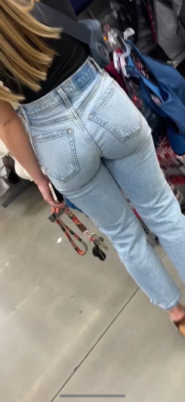 Bubble Blonde Jeans 2