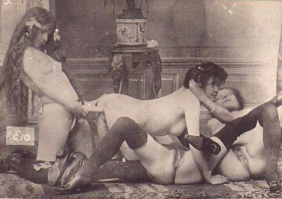 Vintage lesbian orgy