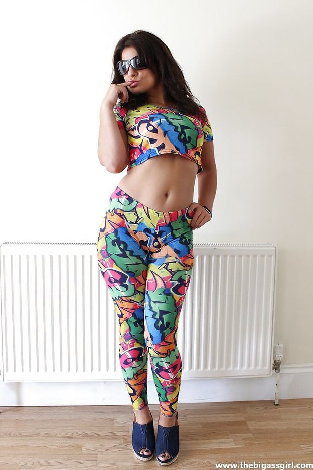 thebigassgirl graffiti leggings