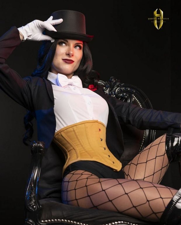 Zatanna Zatara 01