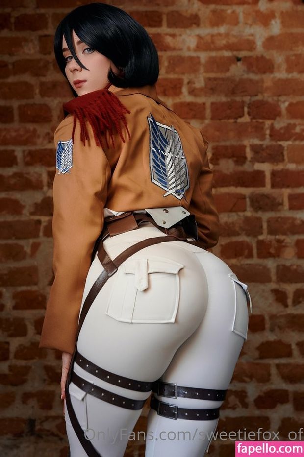 Sweetie Fox Mikasa cosplay