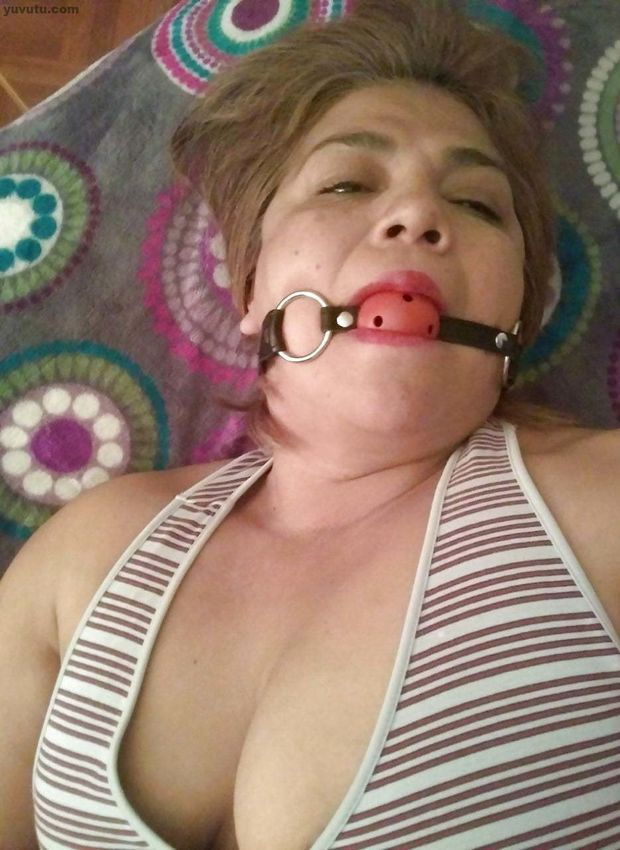 Mexican mom Maricarmen J Mendezz ballgaged restrained awaits her punishment.