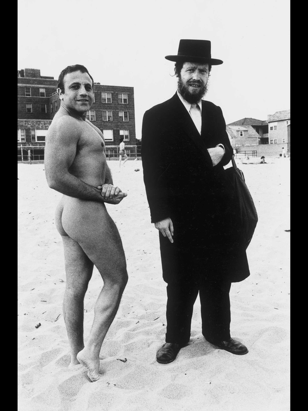 Mid 1950s photo naked man beside a clothed man