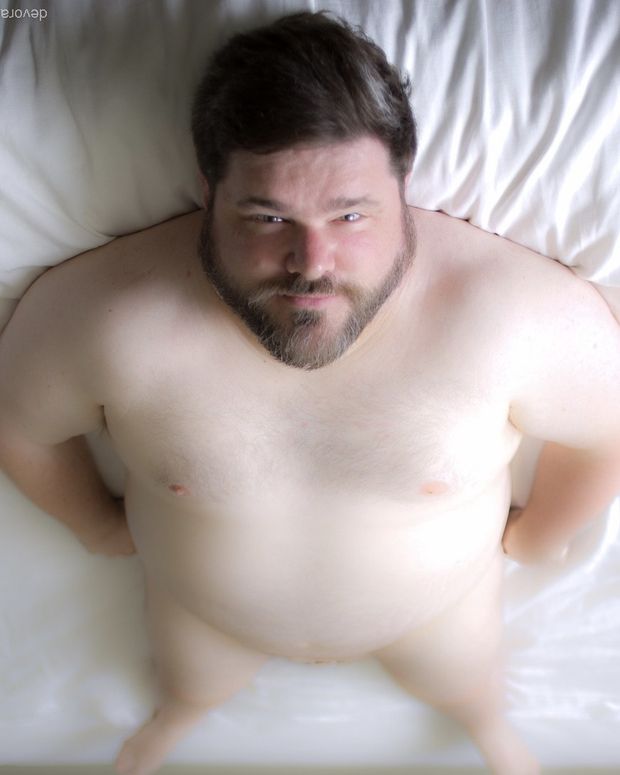 Chubby naked man