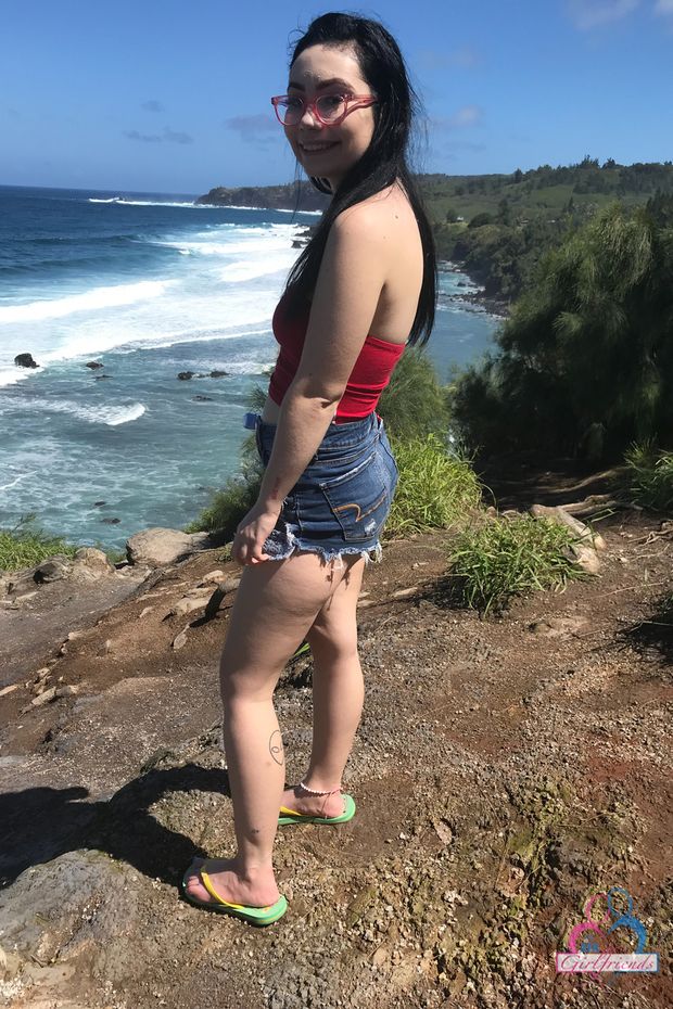 Naughty GF: Casual Ass (Shorts)