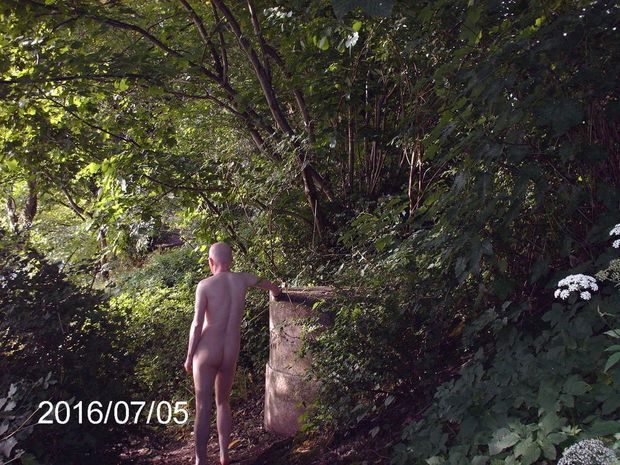 naked in nature